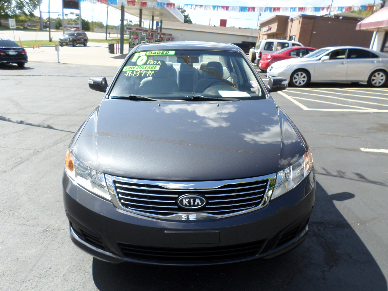 2010 Kia Optima LX photo 4