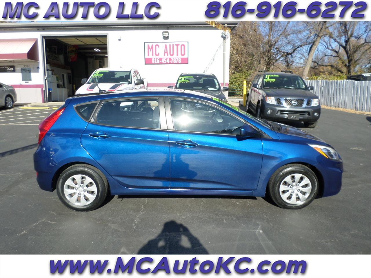 2016 Hyundai Accent SE 5-Door