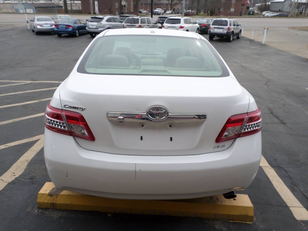 Toyota Camry XLE 2011