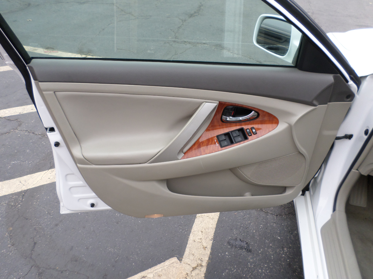 Toyota Camry XLE 2011