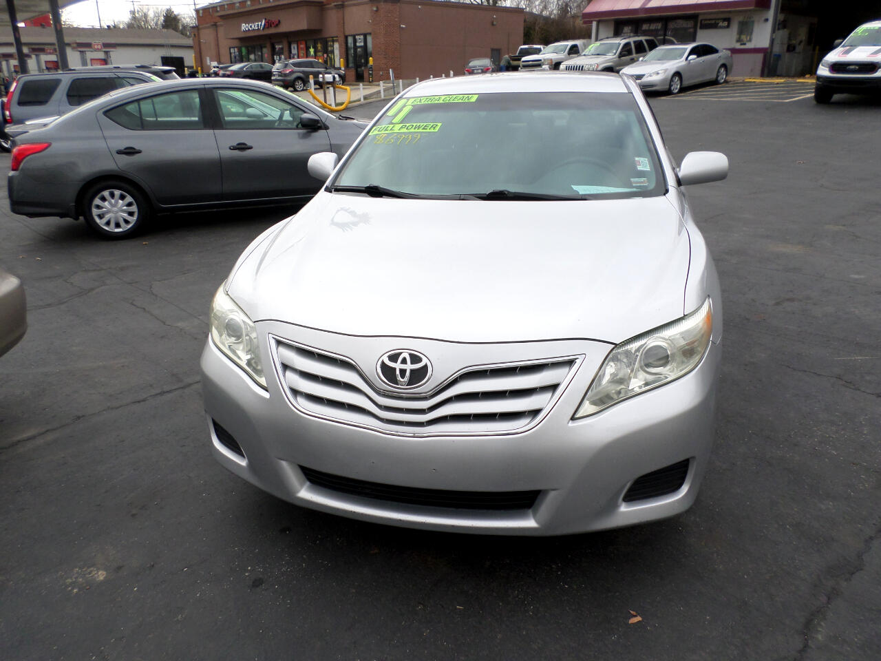 Toyota Camry LE 4D Sedan 2011