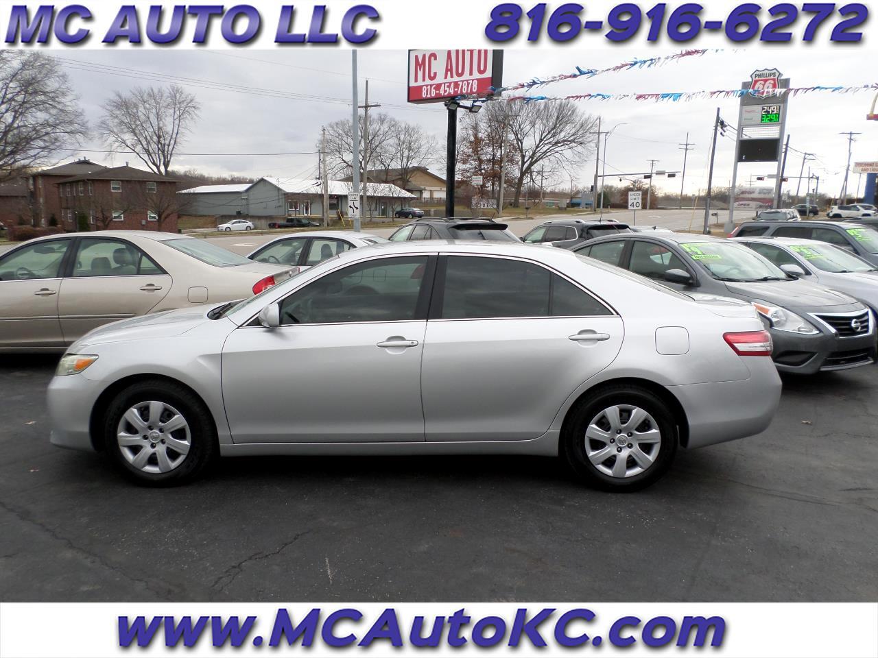 2011 Toyota Camry Base 6-Spd AT