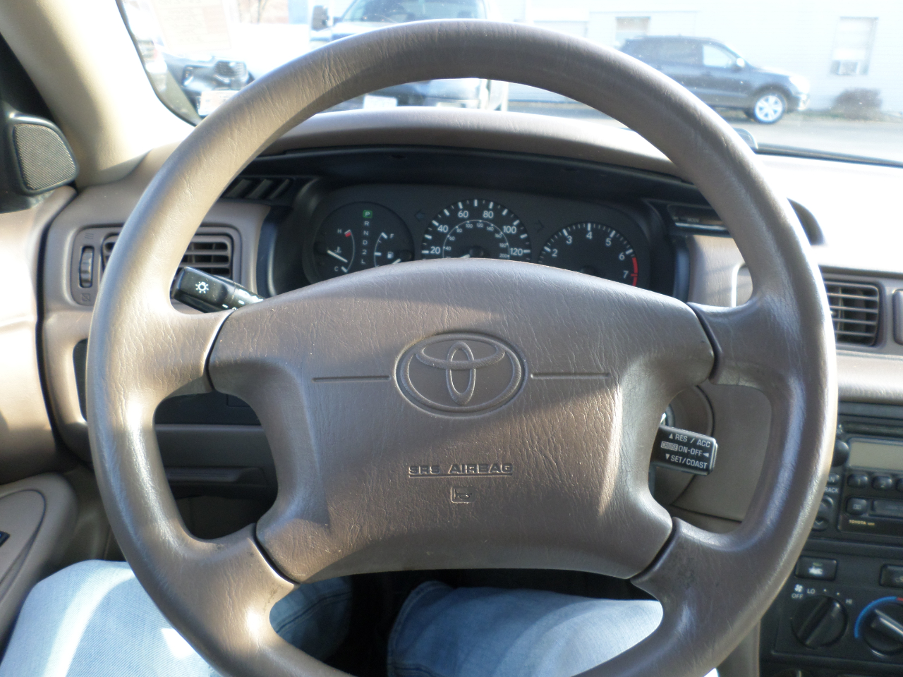 Toyota Camry LE V6 2000