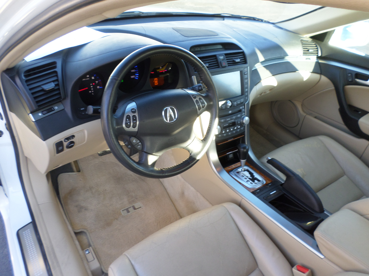 Acura TL 3.2TL with Navigation System 2006