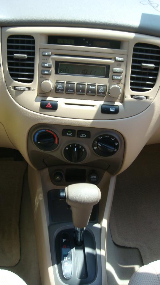 Kia Rio LX 2006