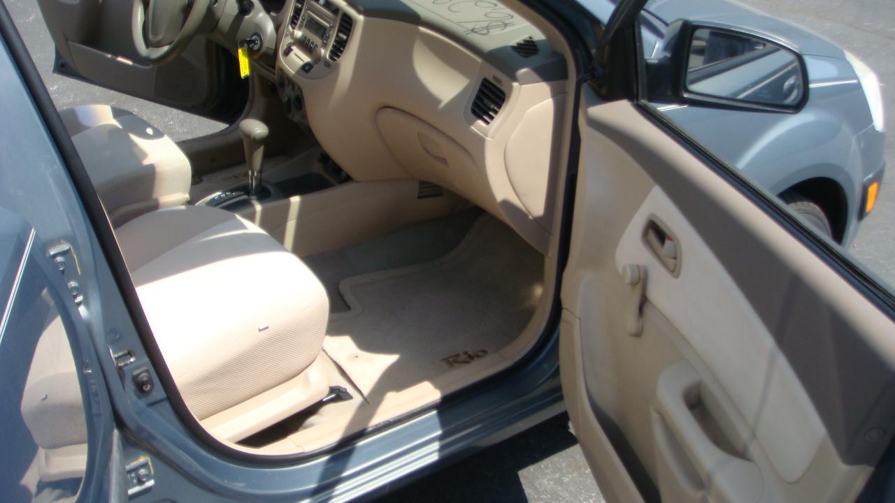 Kia Rio LX 2006