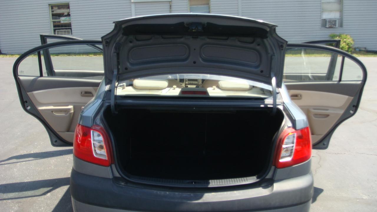 Kia Rio LX 2006