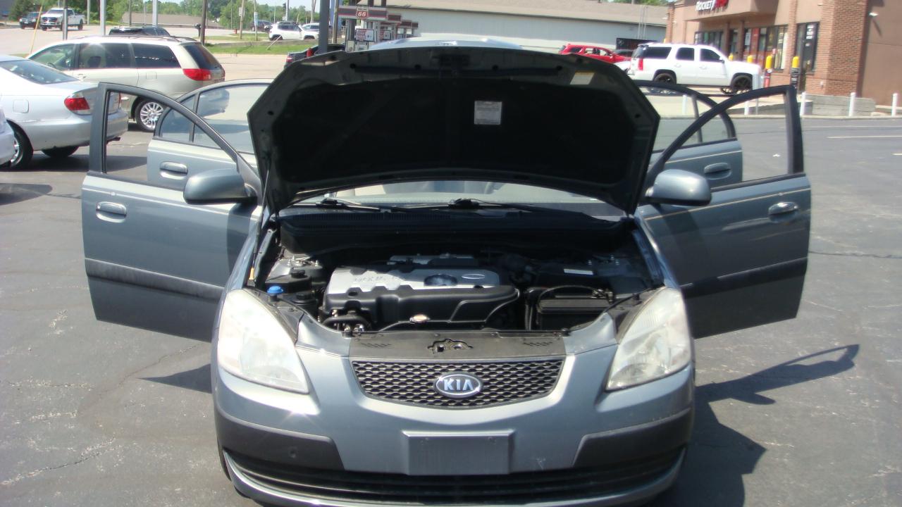 Kia Rio LX 2006