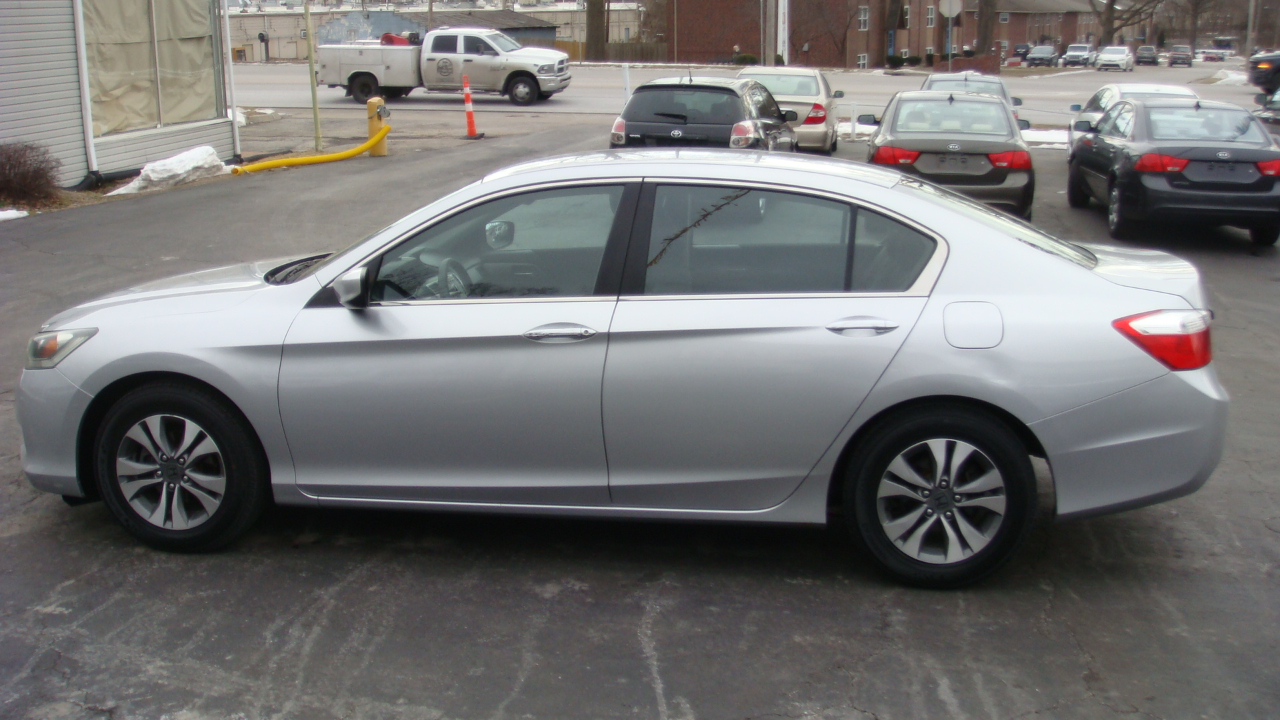 Honda Accord LX sedan 2013