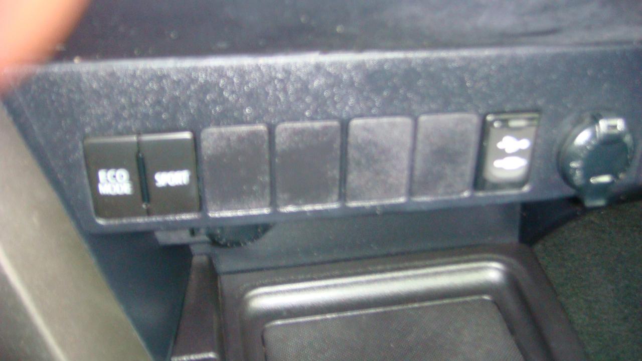 Toyota RAV4 XLE AWD 2013