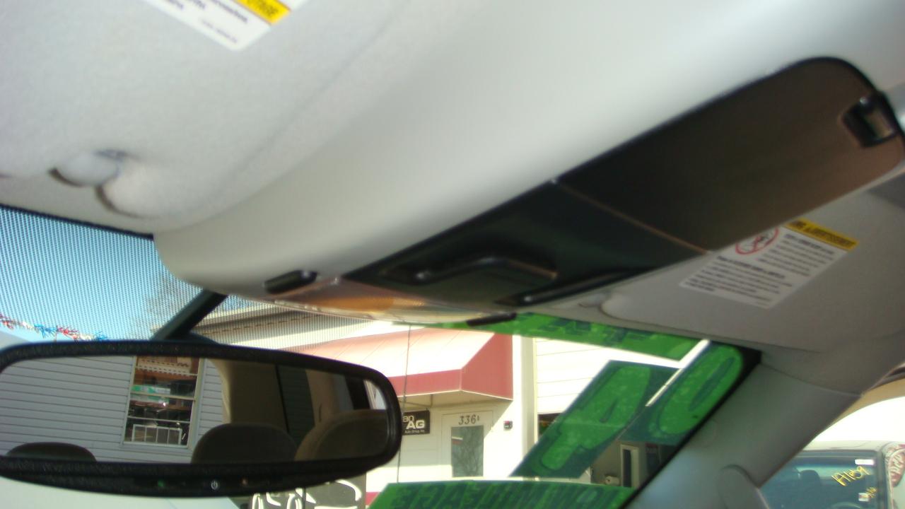 Ford Explorer XLT 4.0L 4WD 2004