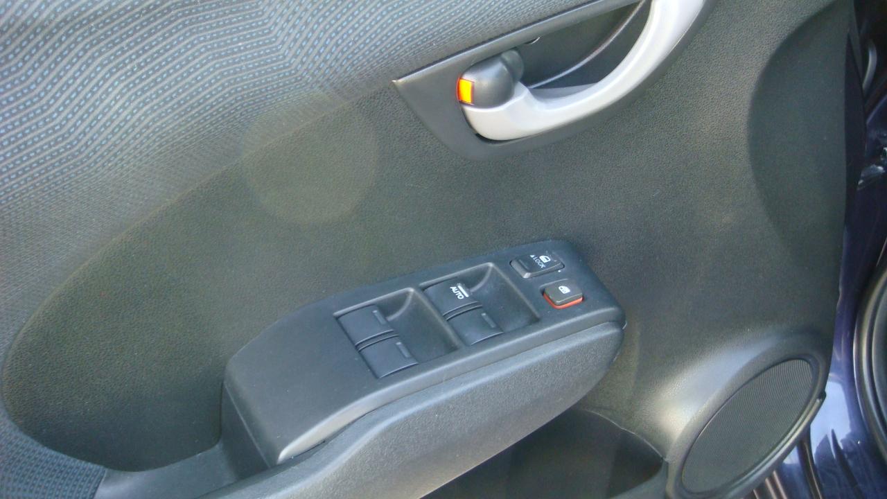 Honda Fit Sport 4D Hatchback 2009