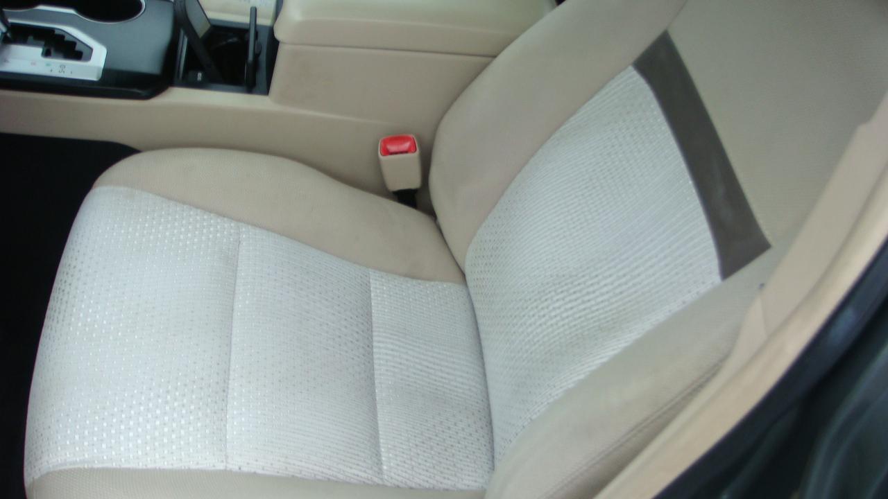 Toyota Camry SE 2012