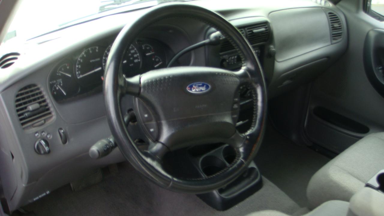 Ford Ranger XLT Long Bed 2WD 2002