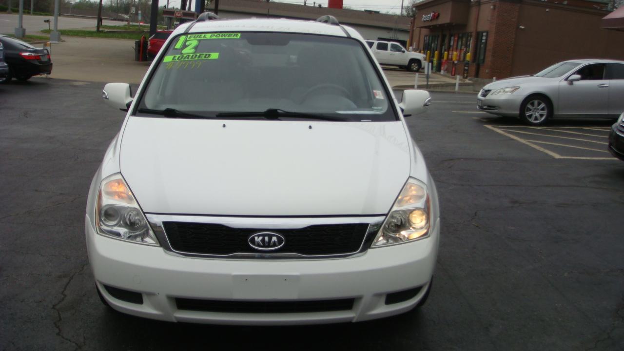 Kia Sedona LX 2012