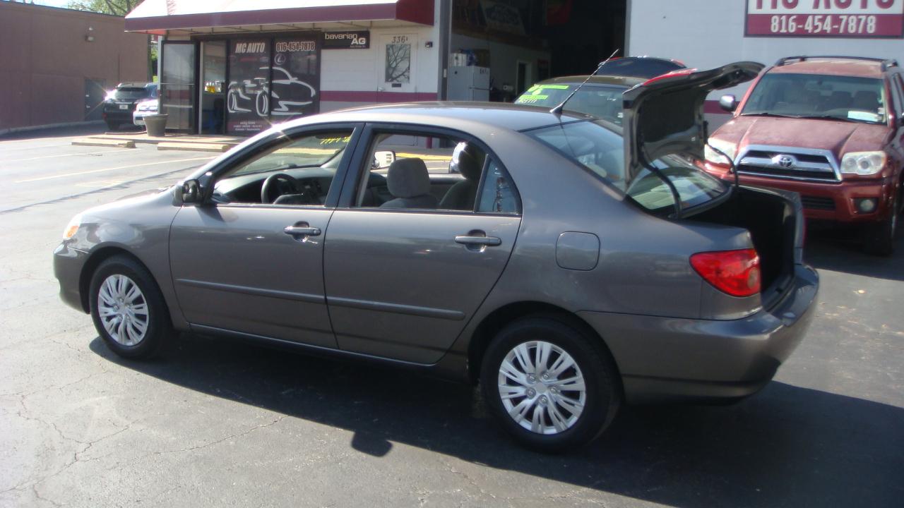 Toyota Corolla LE 2007