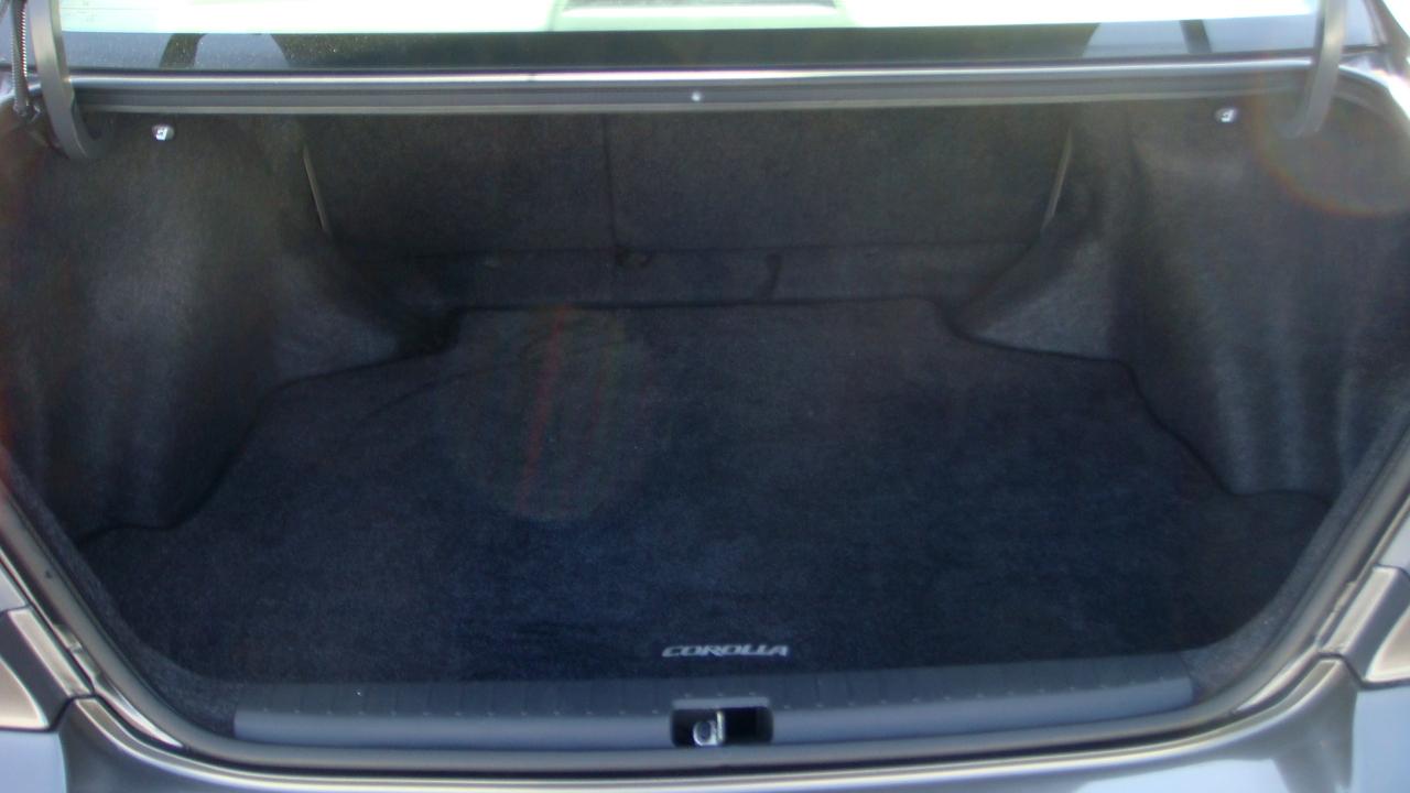 Toyota Corolla LE 2007