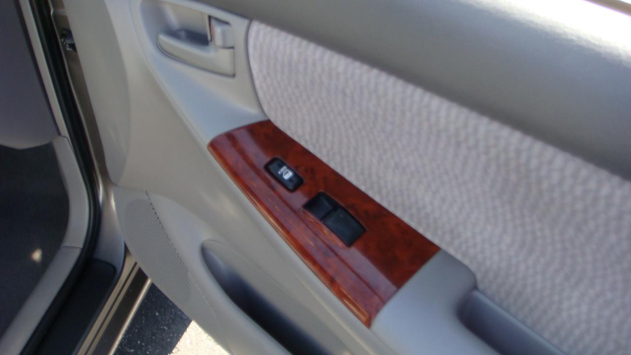 Toyota Corolla LE 2007