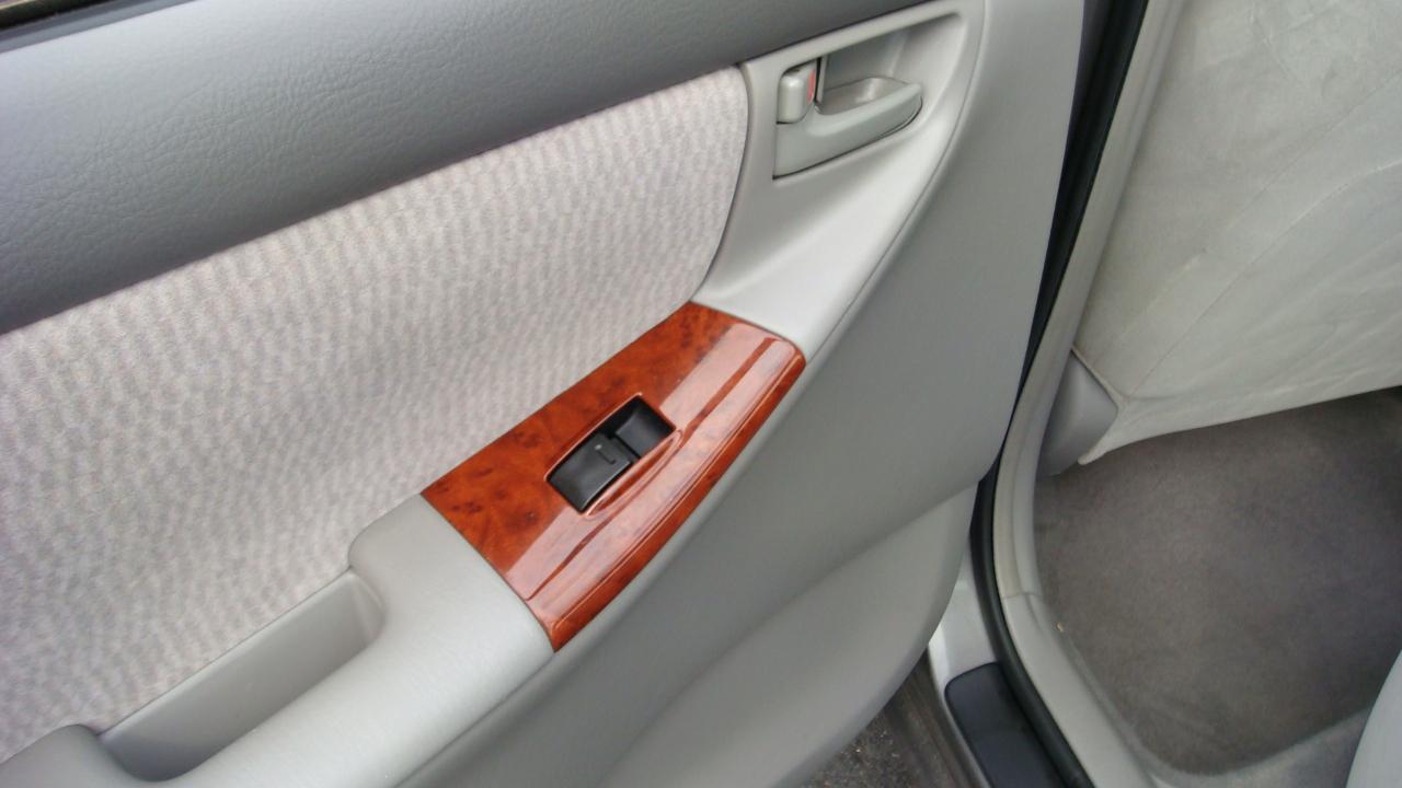 Toyota Corolla LE 2007