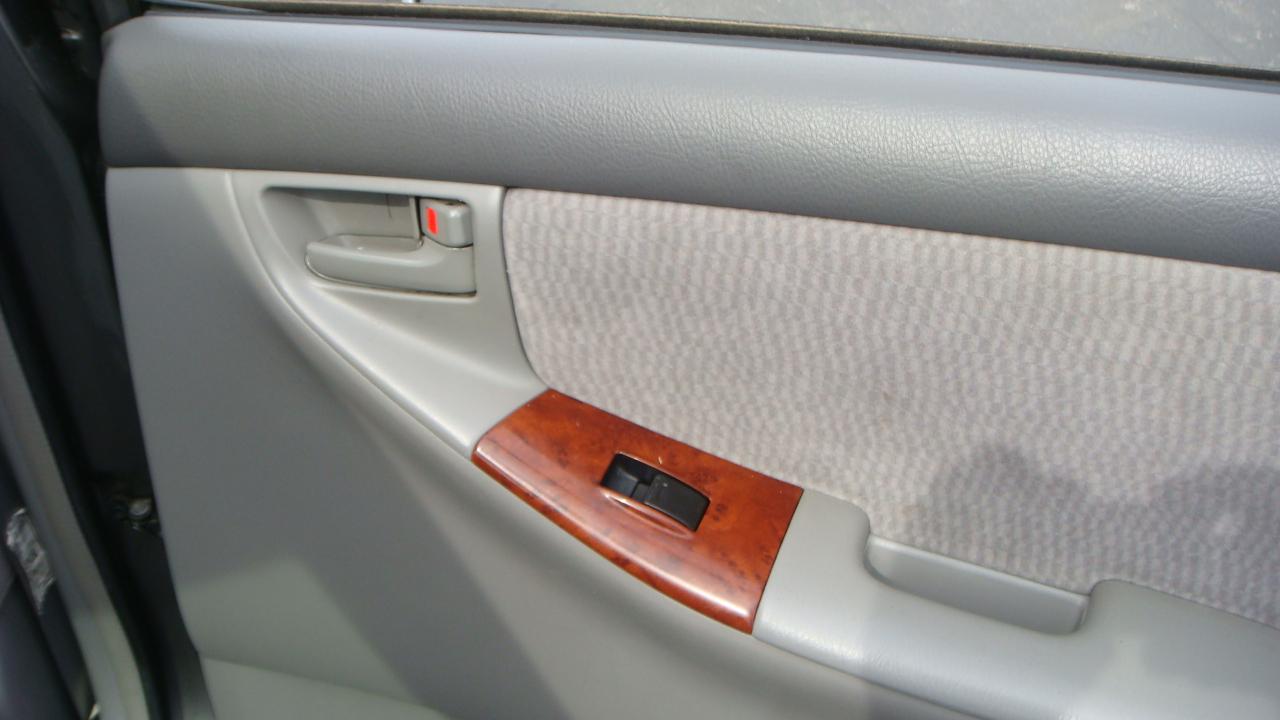 Toyota Corolla LE 2007