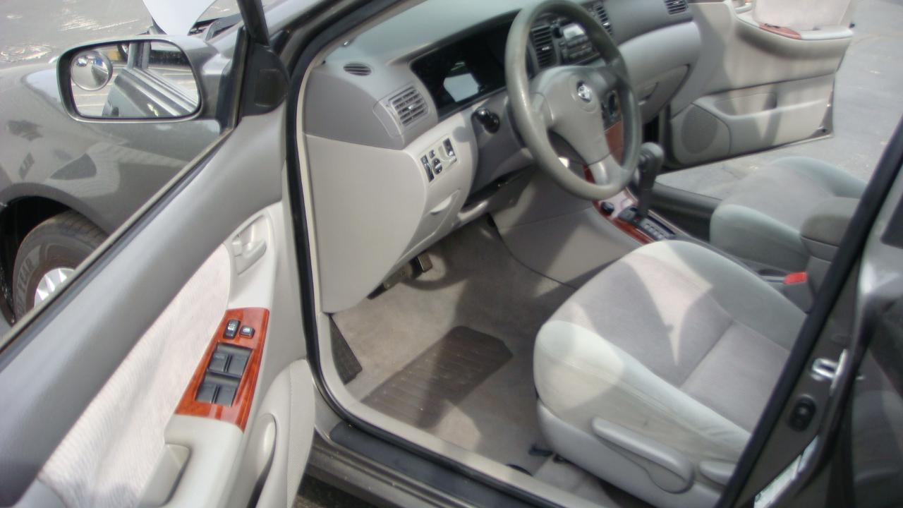 Toyota Corolla LE 2007