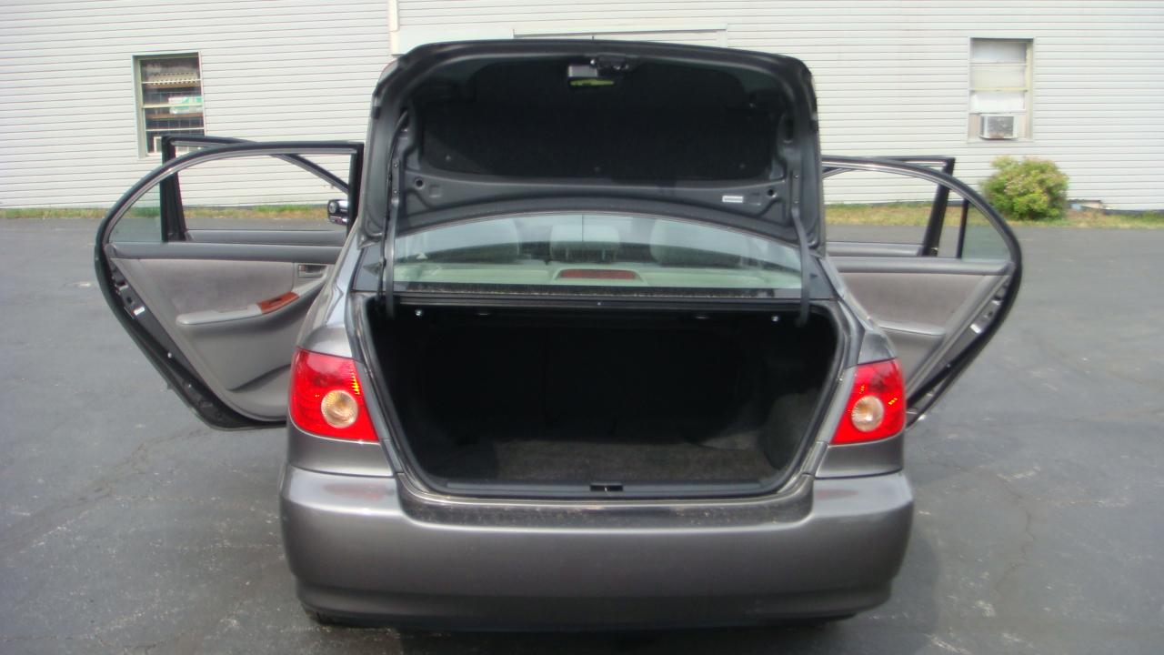 Toyota Corolla LE 2007