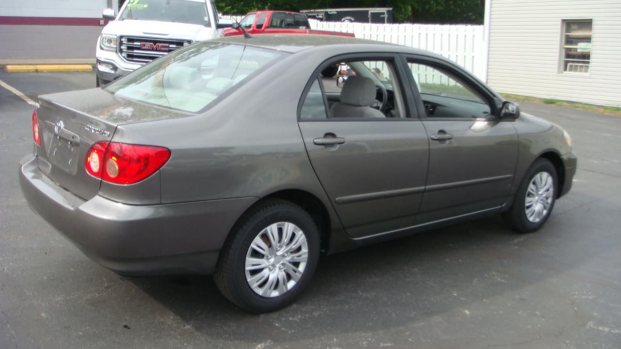Toyota Corolla LE 2007