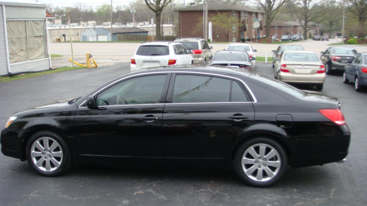 Toyota Avalon XLS 2006