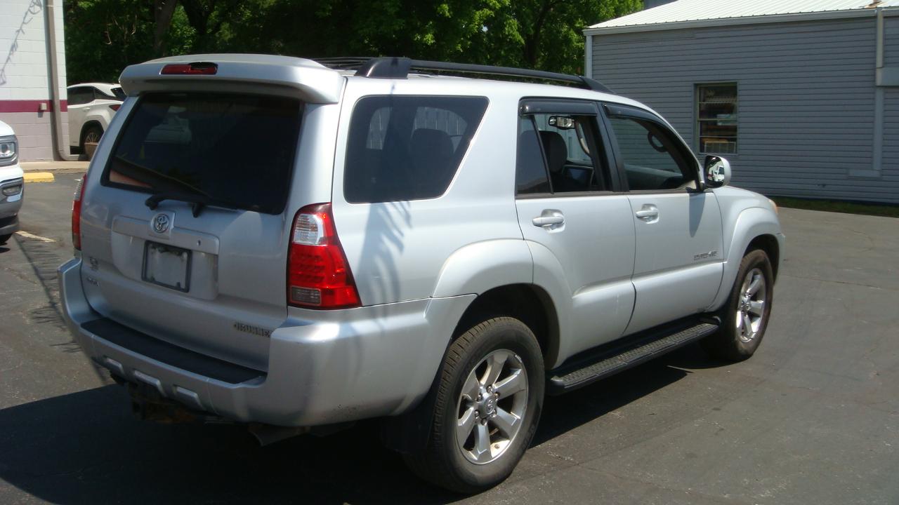 Toyota 4Runner Limited 4WD V8 2006