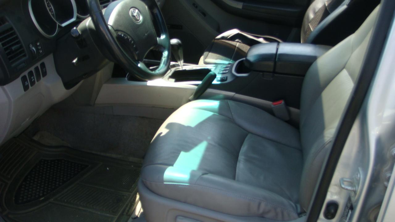Toyota 4Runner Limited 4WD V8 2006