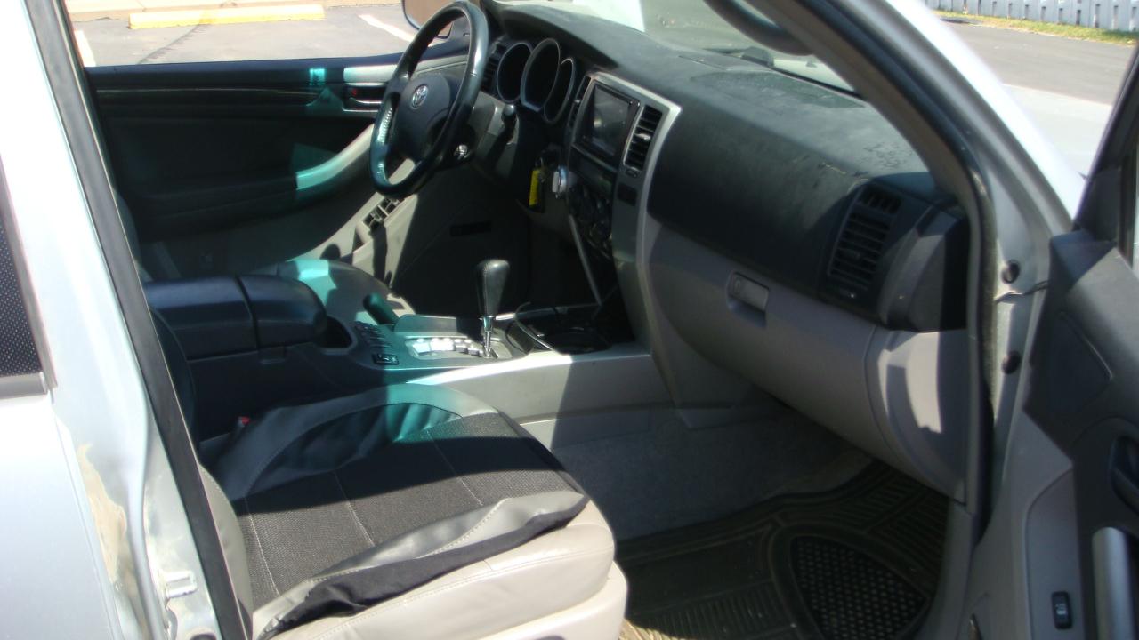 Toyota 4Runner Limited 4WD V8 2006