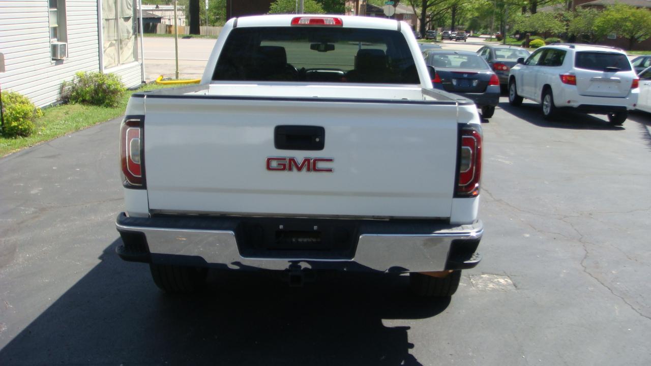 GMC Sierra 1500 SLT Crew Cab Long Box 2WD 2017