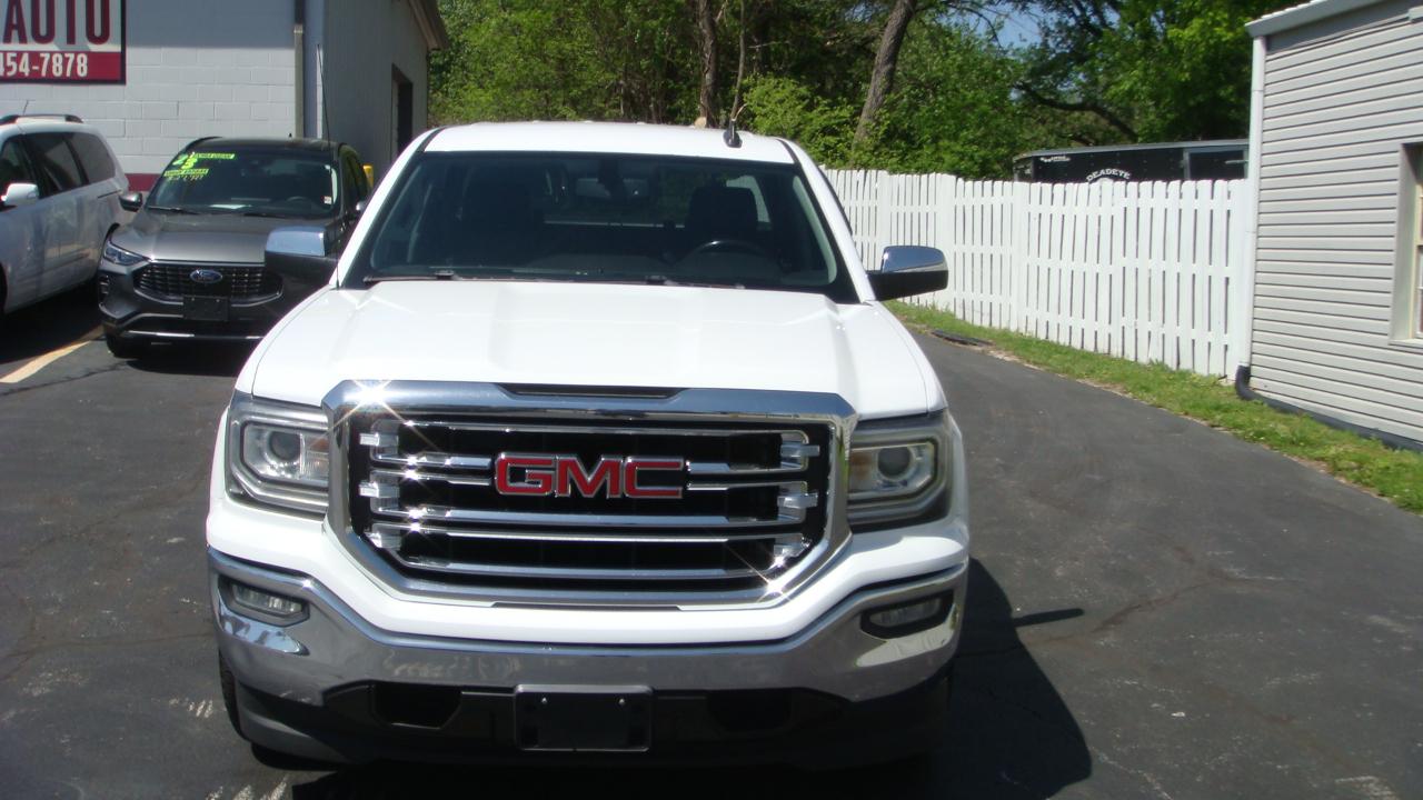 GMC Sierra 1500 SLT Crew Cab Long Box 2WD 2017
