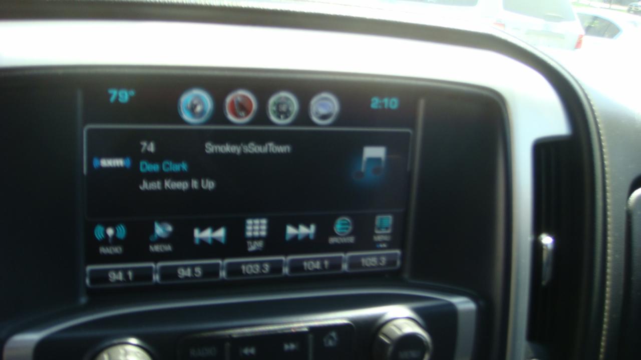 GMC Sierra 1500 SLT Crew Cab Long Box 2WD 2017