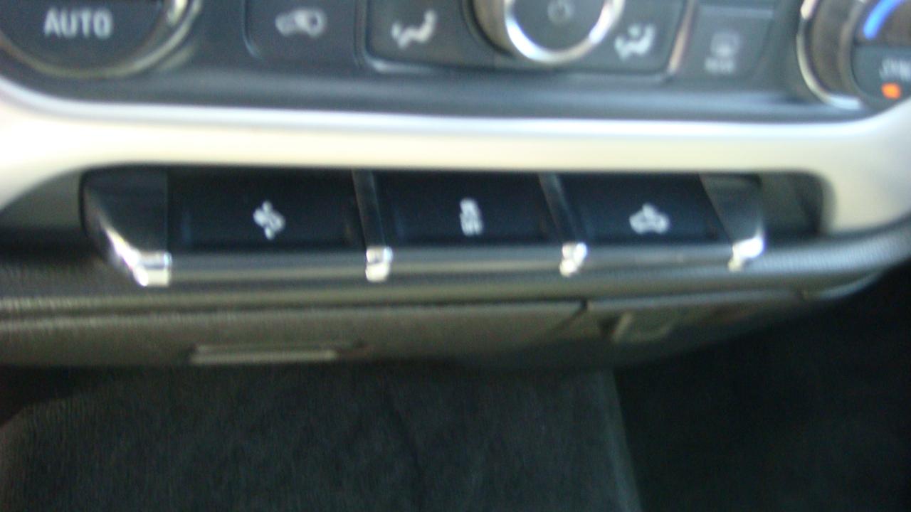 GMC Sierra 1500 SLT Crew Cab Long Box 2WD 2017