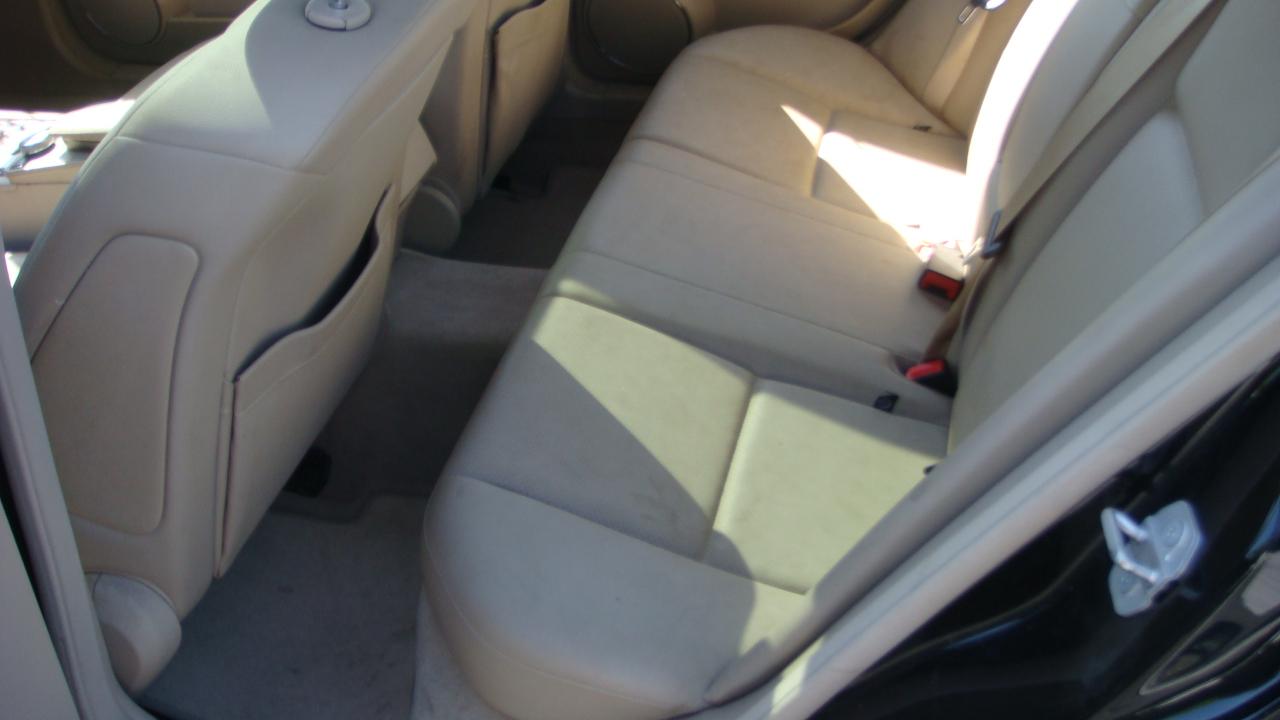 Mercedes-Benz C-Class C300 Luxury Sedan 2010
