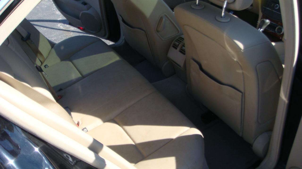 Mercedes-Benz C-Class C300 Luxury Sedan 2010