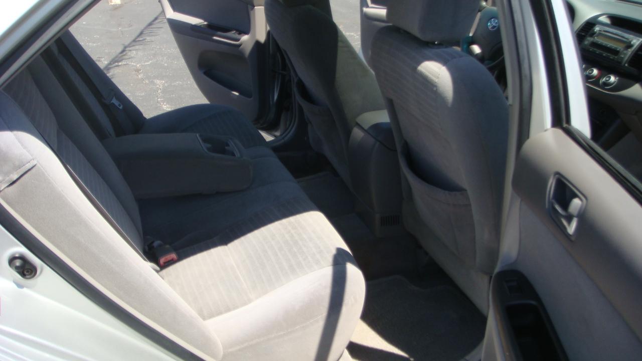Toyota Camry Standard 2006