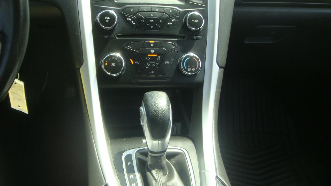 Ford Fusion SE 2013