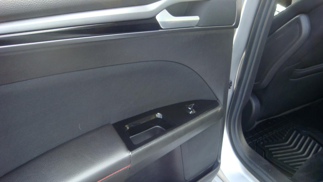Ford Fusion SE 2013