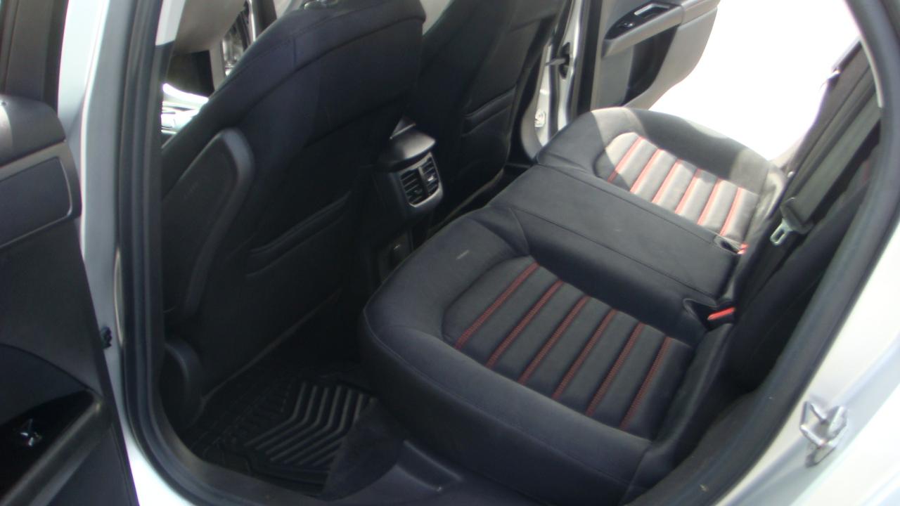 Ford Fusion SE 2013