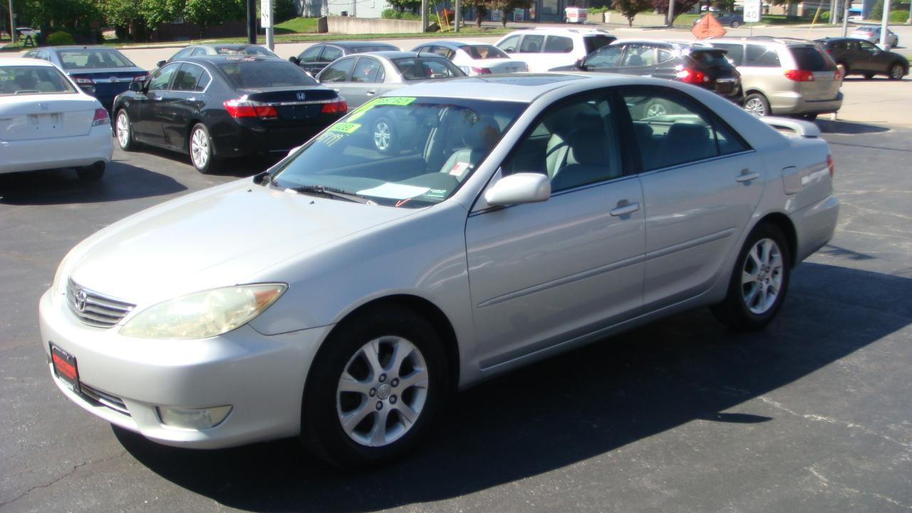 Toyota Camry LE V6 2006
