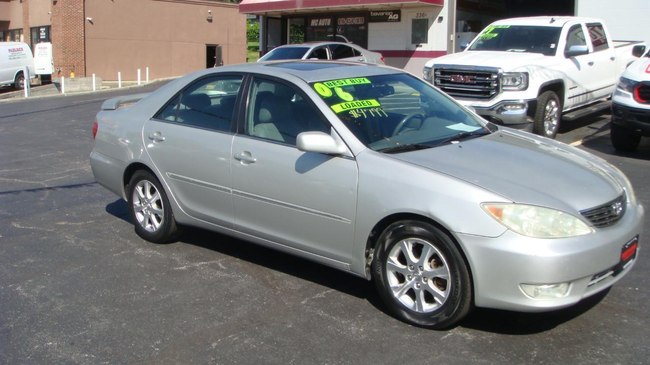 Toyota Camry LE V6 2006