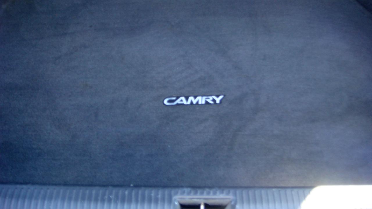 Toyota Camry LE V6 2006