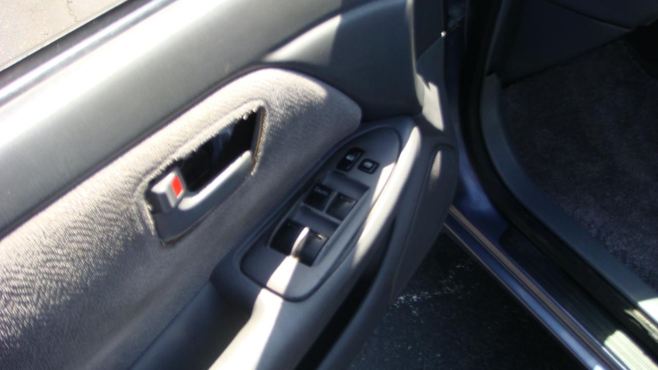 Toyota Camry CE 2000