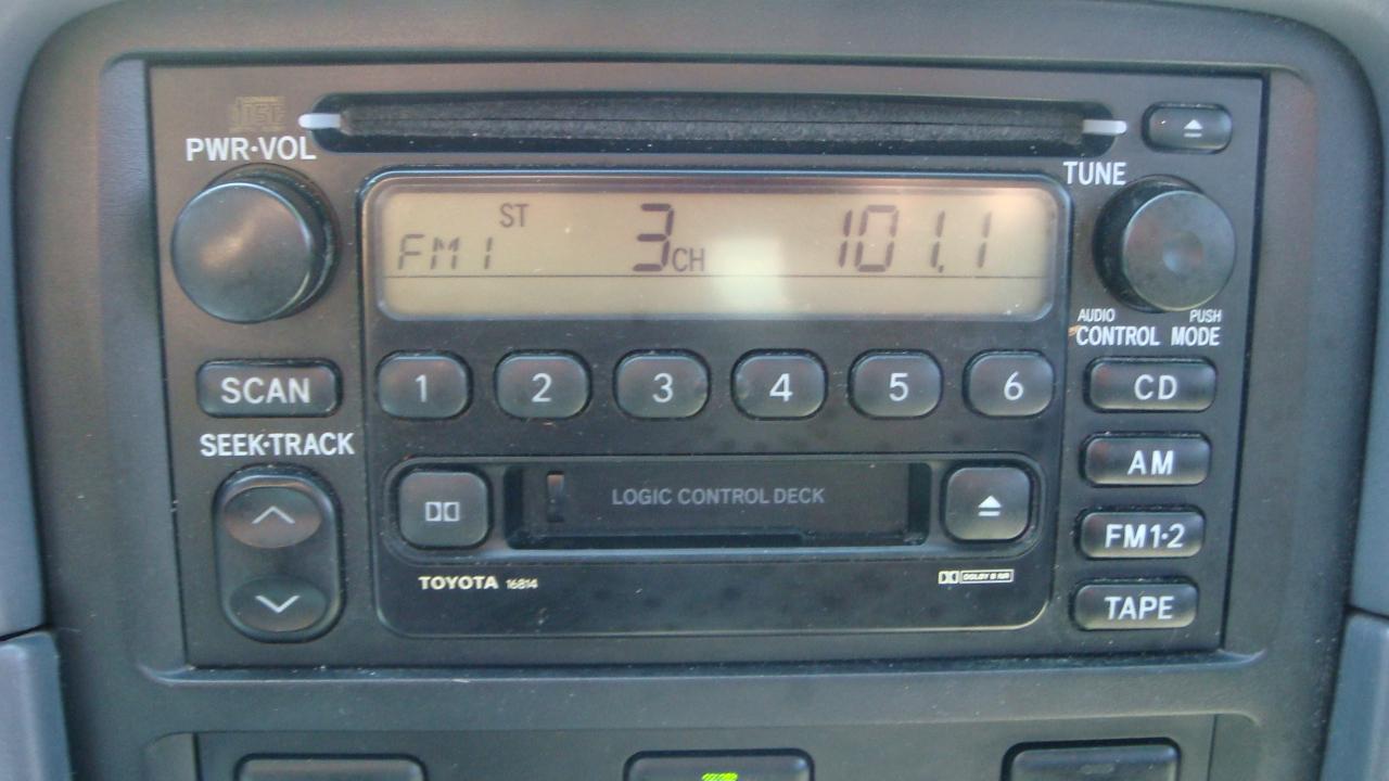 Toyota Camry CE 2000