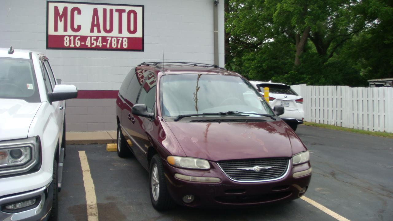 Chrysler Town & Country LX FWD 1999