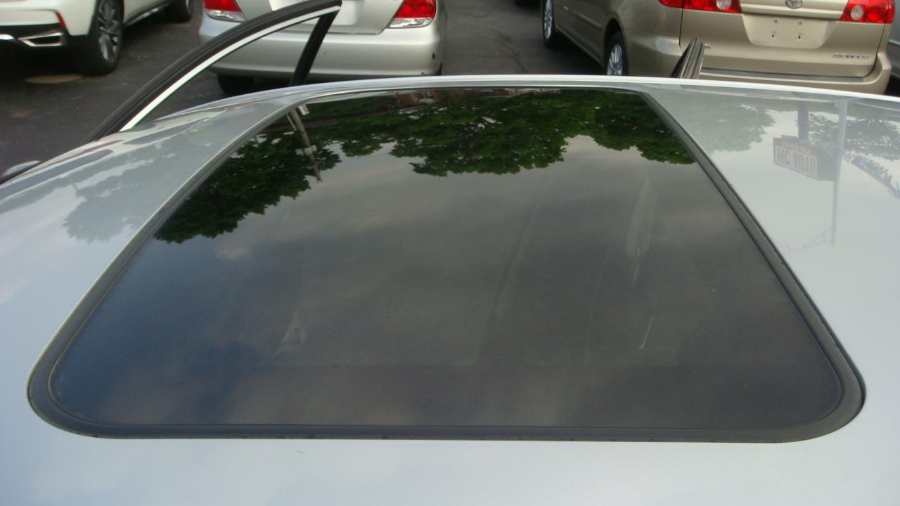Toyota Avalon Hybrid XLE Premium 2013