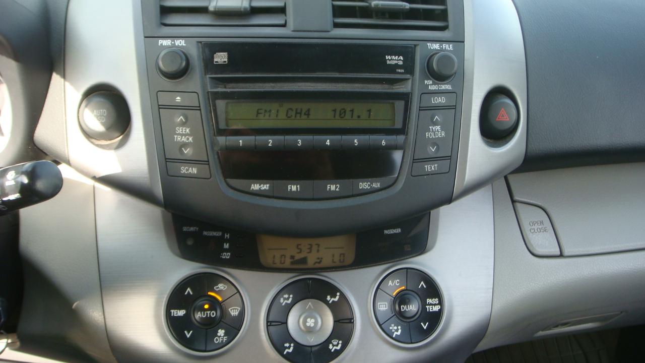 Toyota RAV4 Limited 2008