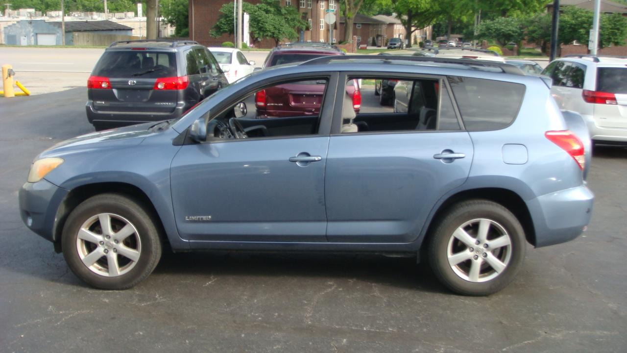 Toyota RAV4 Limited 2008